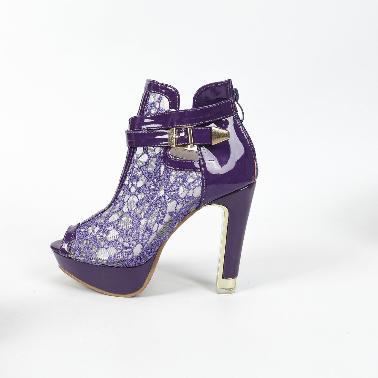 Hollowed-out, waterproof platform high-heels